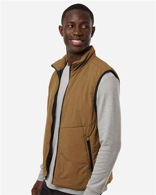 Weatherproof Men's Commuter Tech Vest 26714