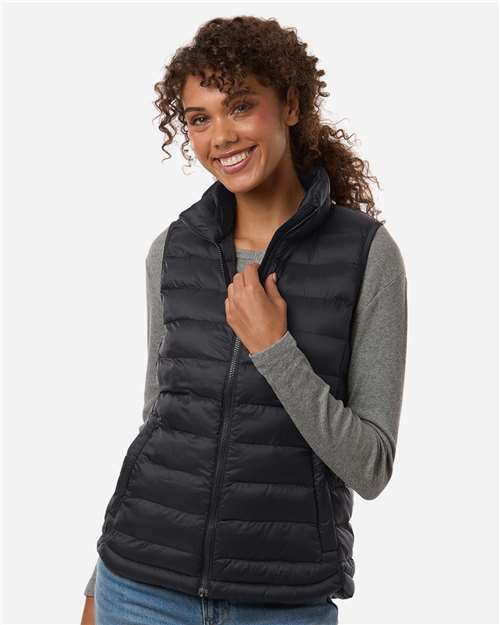 Weatherproof Women's Lightweight Poly-filled Packable Vest W26717